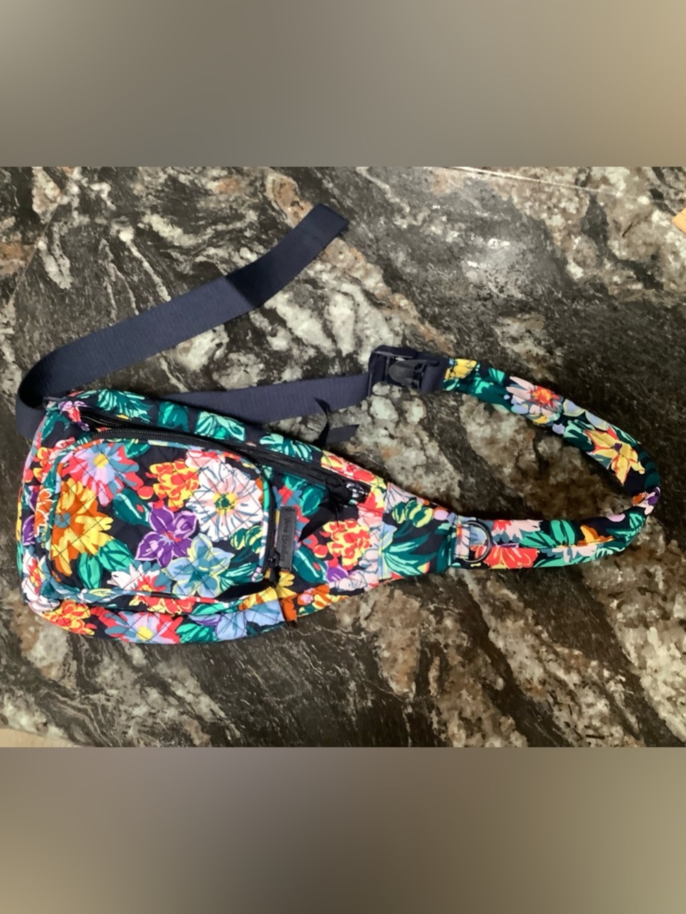 Vera Bradley sling backpack happy blooms - Picture 12 of 12